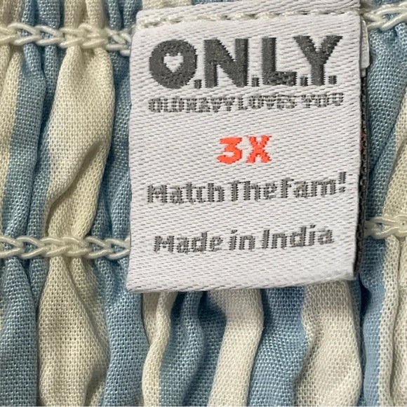 OLD NAVY Matching Printed‎ Smocked Bralette Top in Blue Stripe - Picture 8 of 10